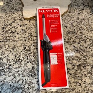 Revlon Perfect Heat Black and Silver Curling Iron